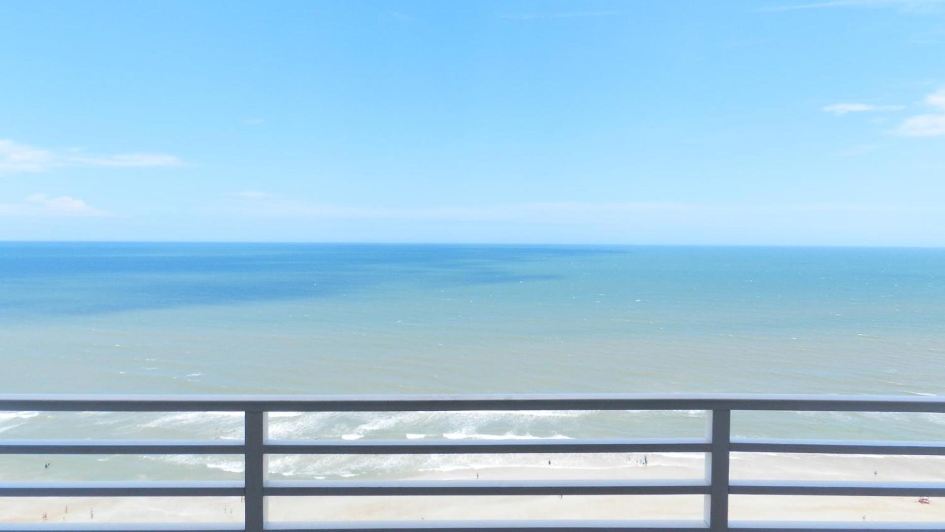 Ocean Walk Resort 2 Bedroom Direct Oceanfront - Highly Desired North Tower Unit 2321 Daytona Beach Exteriér fotografie